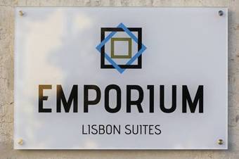 Hostal Emporium Lisbon Suites