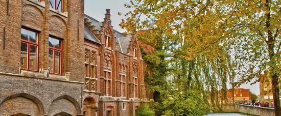 Viajes a Brujas