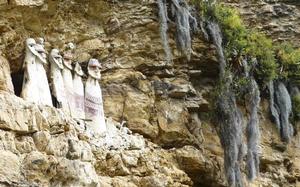 Sarc�fagos de Karaj�a