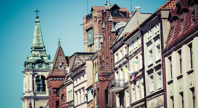 POLONIA I 4