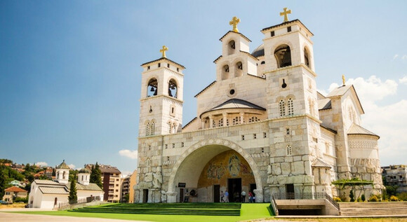 Descubre Montenegro, Macedonia y Albania