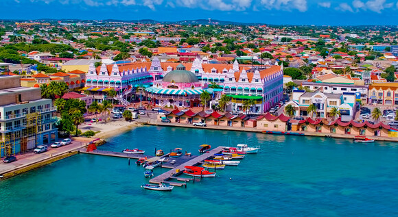 Playas blancas y brisa perfecta en Aruba