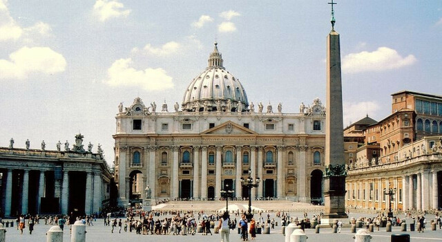 Roma a tu estilo: El Vaticano y el Papa Le�n XIV  6