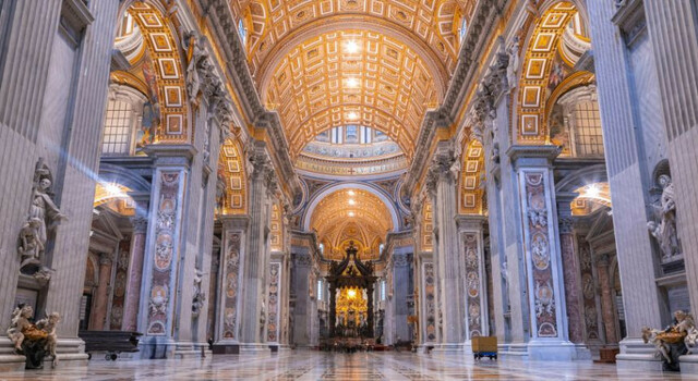 Roma a tu estilo: El Vaticano y el Papa Le�n XIV  7