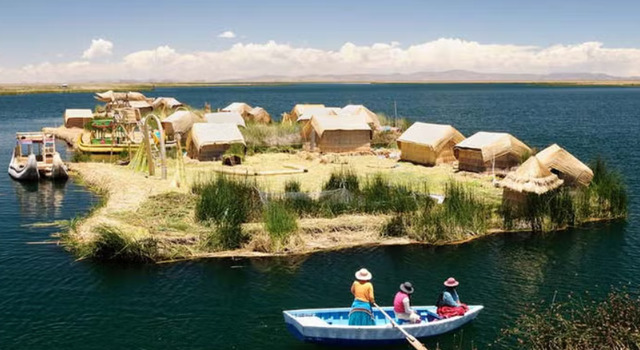 Puno y Islas de los Uros 2