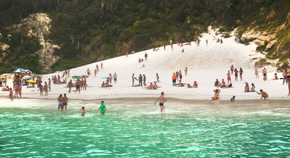 Arraial do Cabo, aguas turquesas, alma brasile�a 