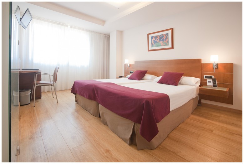 Hotel Longoria Plaza