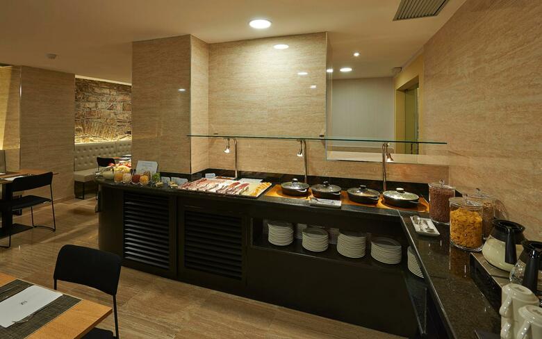 Hotel Hesperia Barri G�tic