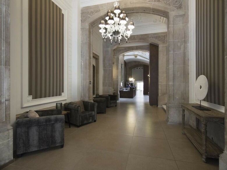 Hotel Catalonia Portal De L��ngel