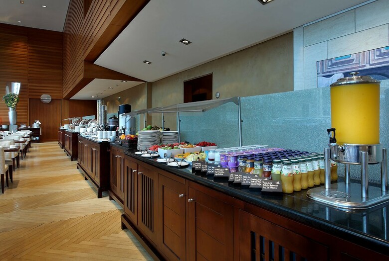 Hotel Eurostars Grand Marina