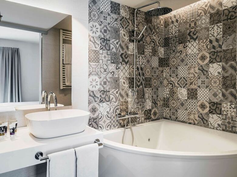 Hotel Mercure Barcelon Condor