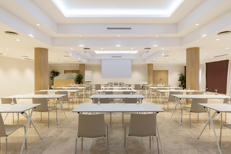 Catalonia Gran Hotel Verdi
