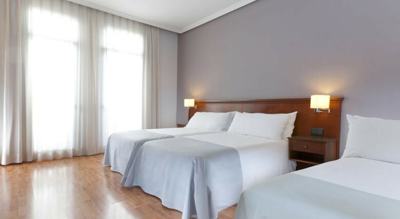 TRYP Madrid Cibeles Hotel