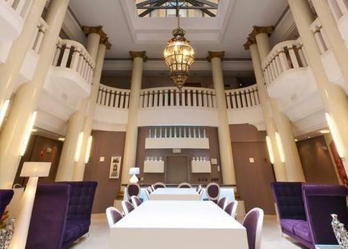 TRYP Madrid Cibeles Hotel