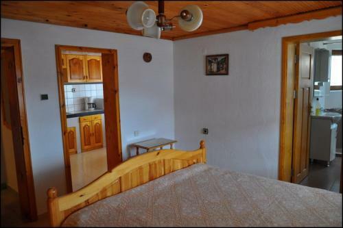 Hostal Guestrooms Sekvoia