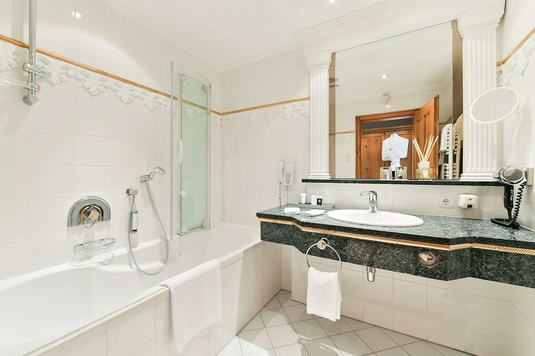 Hotel Trofana Royal