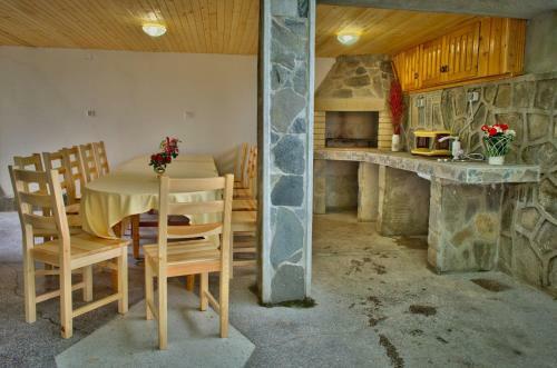 Hostal Guest House Joji