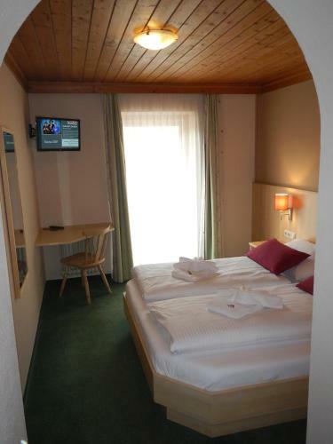 Hostal Pension Alpensport