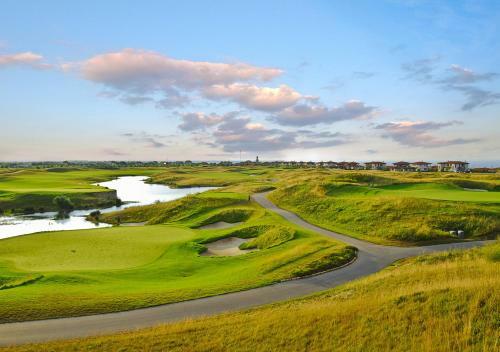 Hotel Club Residence At Blacksearama Golf