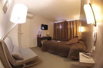 Hotel Bliss