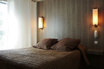 Hotel Bliss