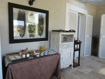 Bed & Breakfast Villa Tricoli