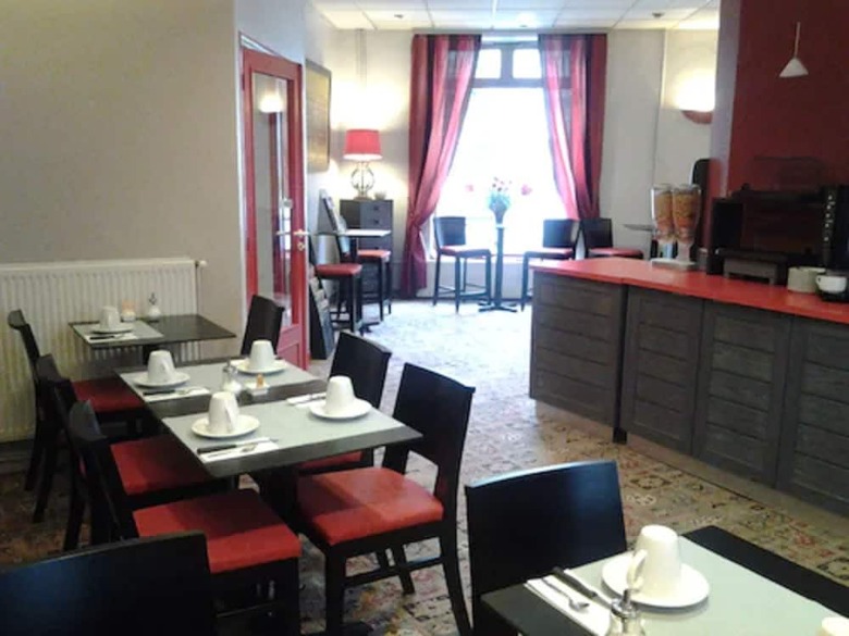Hotel Carmin