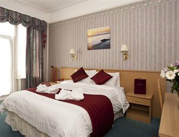 Albergue Denewood Hotel