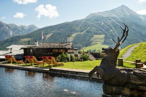 Hostal Bellevue Alm