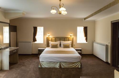Hotel Emmar