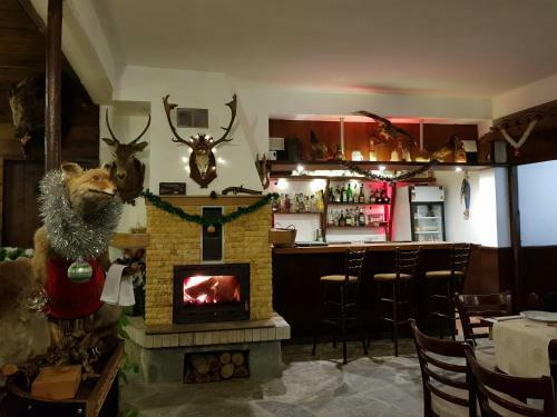 Hostal Family Hotel The Hunter's Lodge