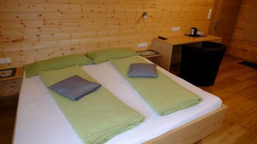 Bed & Breakfast Landhaus Falkner