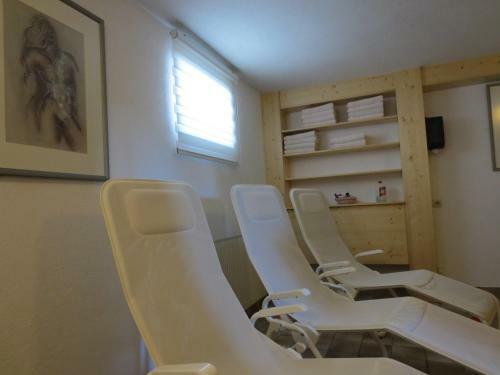 Bed & Breakfast Pension Churlis