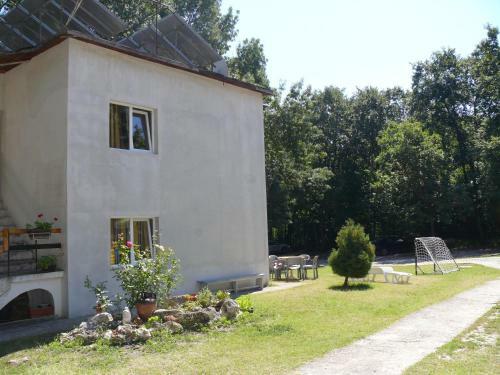 Apartments In Nature Houses Akademik