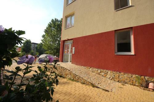 Menada Global Ville Apartments