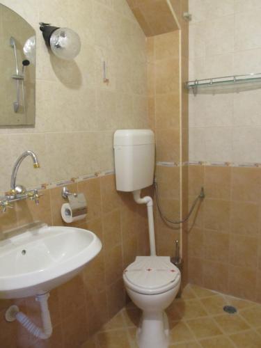 Private Home Yani Popov