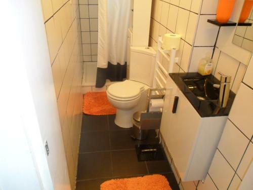Hostal B&B Near Castle