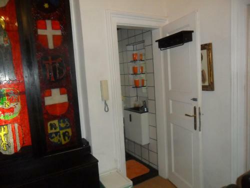 Hostal B&B Near Castle