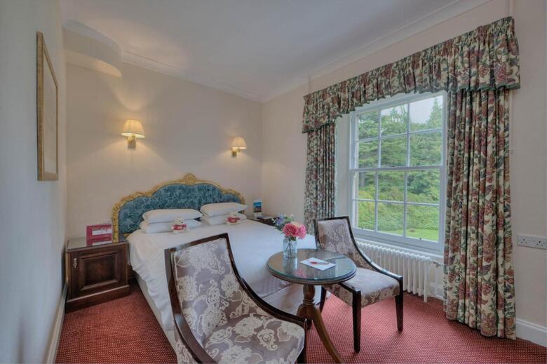 Newton Hotel