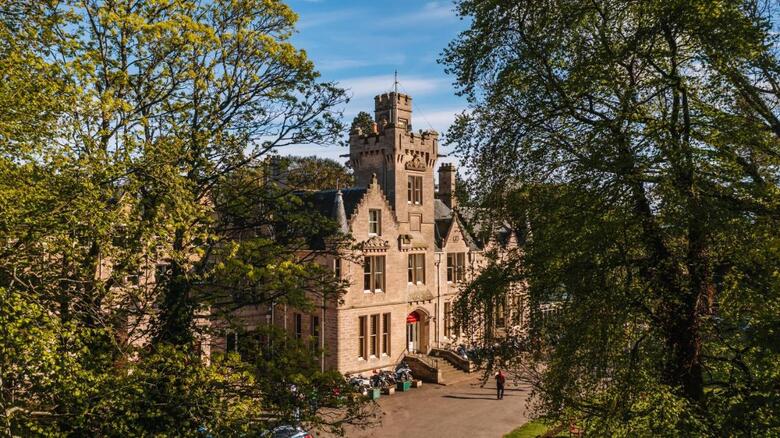 Newton Hotel