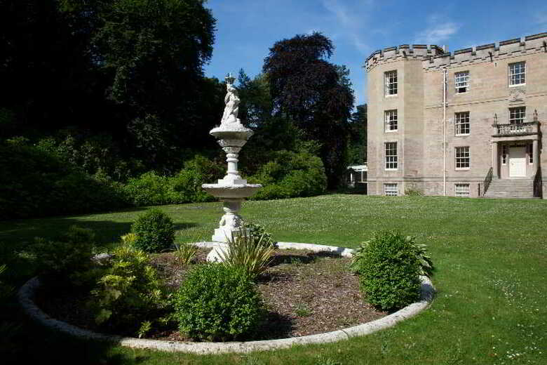 Newton Hotel