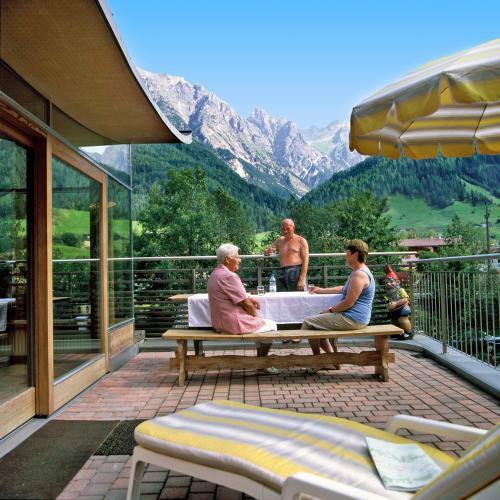 Hostal Pension Tina