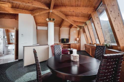 Hotel Krumers Alpin ? Your Mountain Oasis