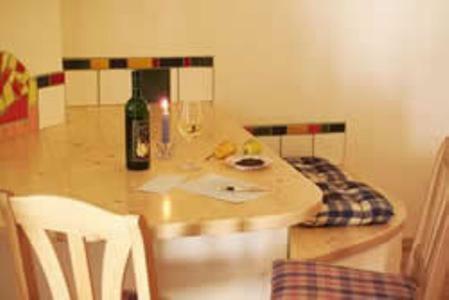 Hostal Weingut Bohrn Himmelbett