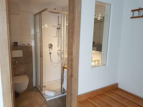 Hostal Haus Alpengl�hn