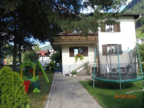 Apartments Leszek Elis 141