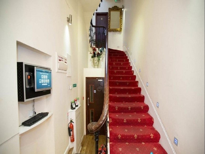 Notting Hill Gate Hotel