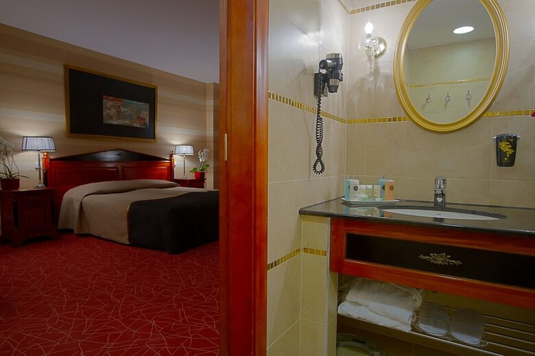 Hotel Divinus