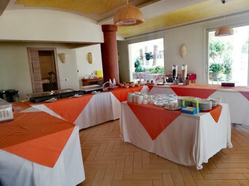 Aparthotel Tropical