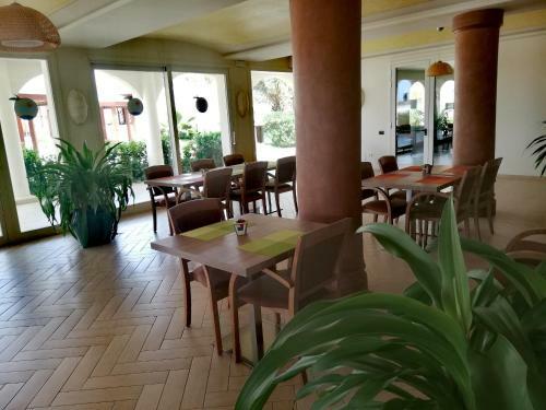 Aparthotel Tropical